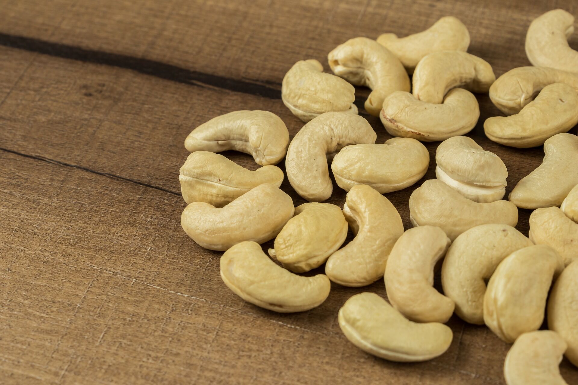 anacardium-g5328425aa_1920